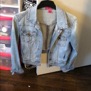 Cropped jean jacket